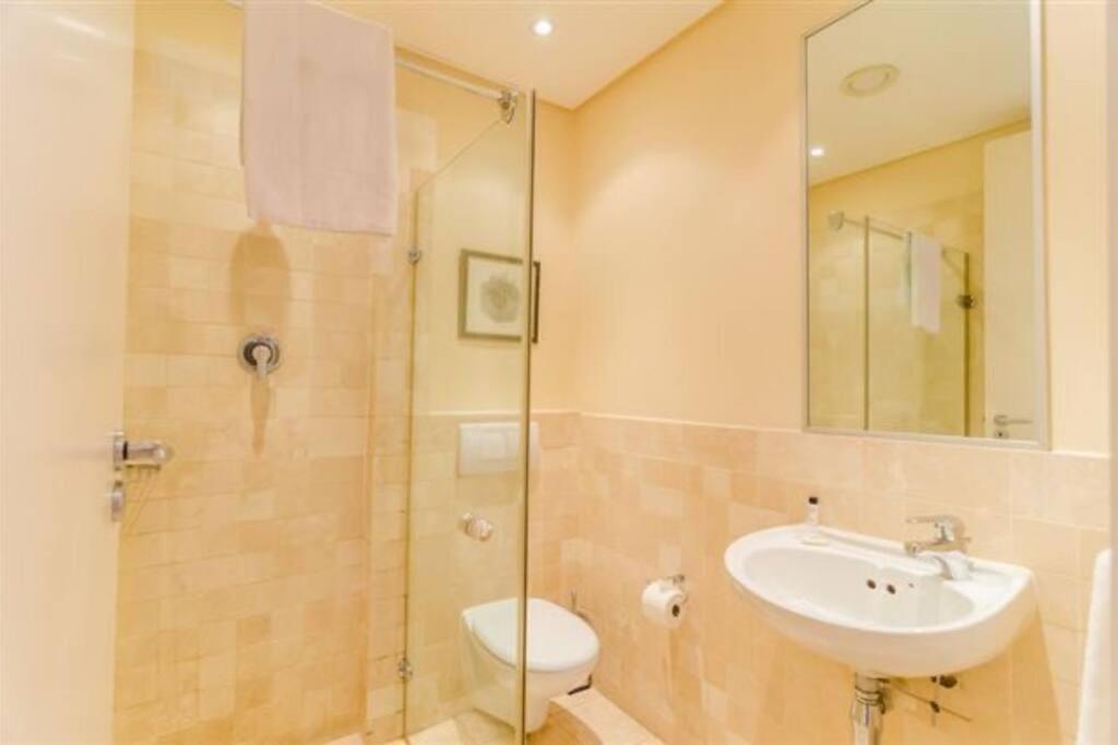 Parama 003 Secure, Luxurious Waterfront Apartment Cape Town Dış mekan fotoğraf